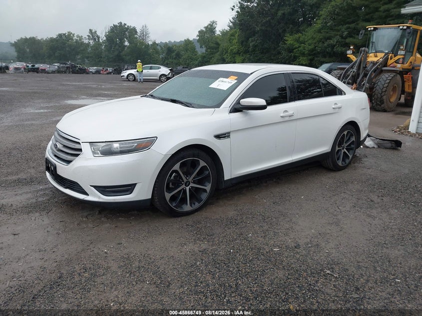 2014 FORD TAURUS auction photo 2