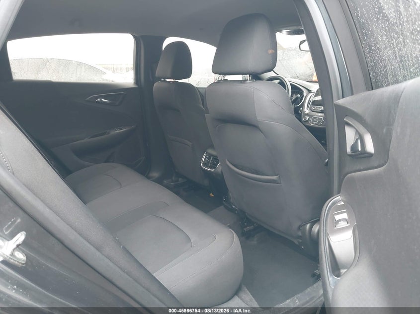 2018 CHEVROLET MALIBU auction photo 8