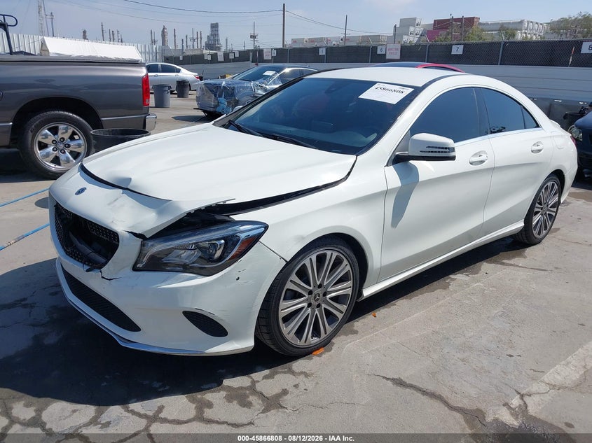 2018 MERCEDES-BENZ CLA 250 — zdjęcie 2
