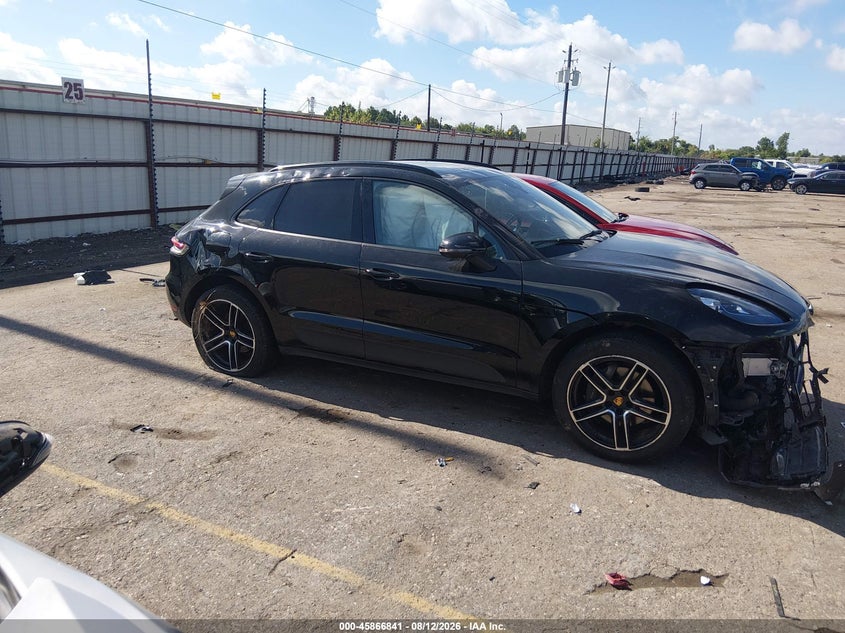 PORSCHE MACAN - zdjęcie 13