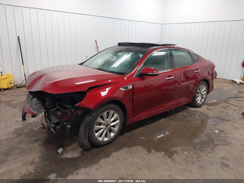 2018 Kia Optima, Удар спереду, IAAI, VIN 5XXGT4L3XJG236223 — фото 2