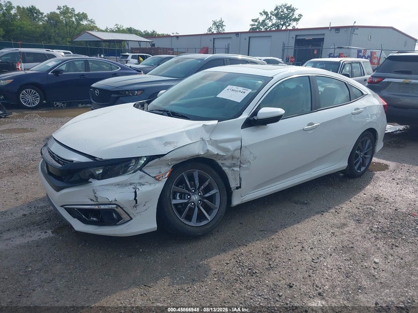 2020 Honda Civic, Left Front, IAAI, VIN 19XFC1F70LE015167 — photo 2
