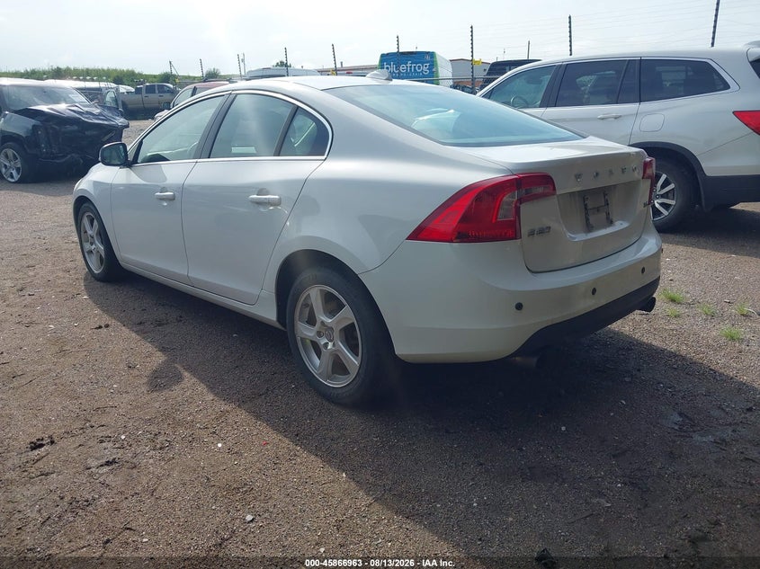 Vin: yv1622fs4c2040352, lot: 46365933, volvo s60 t5 20123