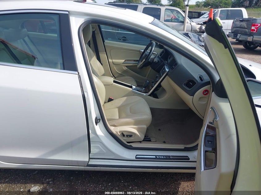 Фото 5 - VOLVO S60