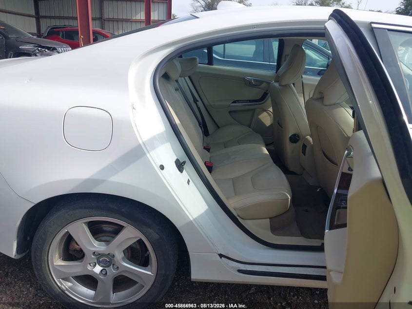 2012 VOLVO S60 auction photo 8
