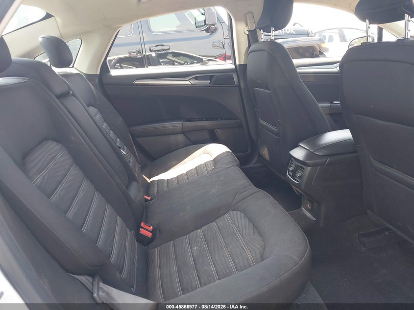 2016 FORD FUSION auction photo 8