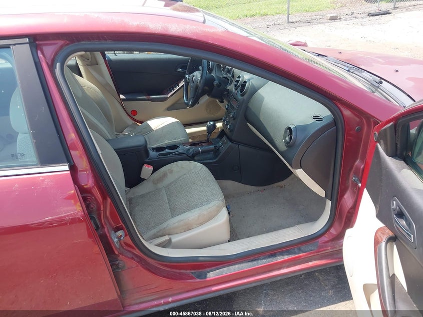 2009 PONTIAC G6 auction photo 5