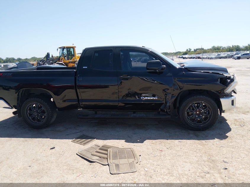 TOYOTA TUNDRA - zdjęcie 13
