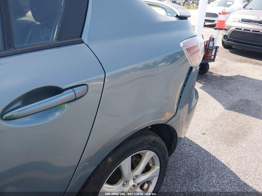 MAZDA MAZDA3 2011 VIN JM1BL1VF9B1442789