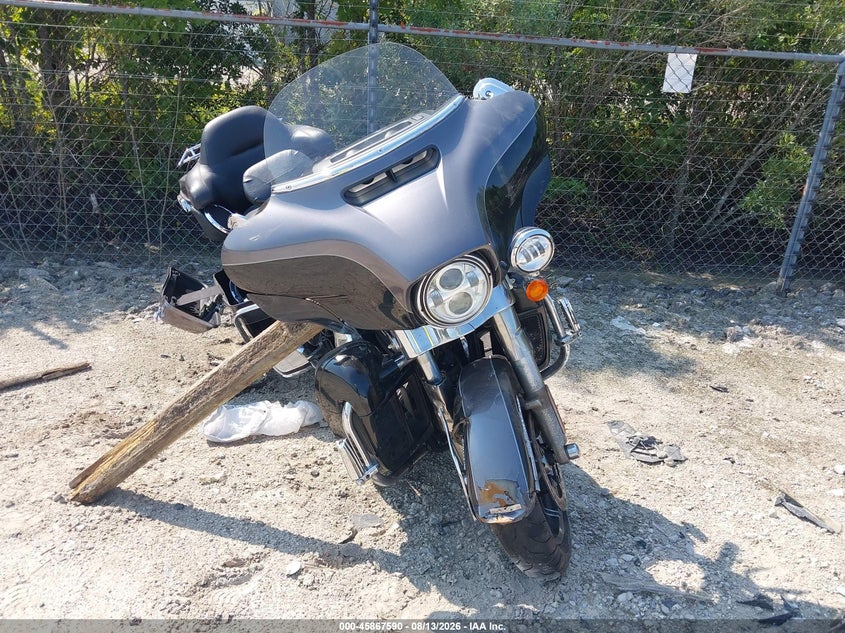 HARLEY-DAVIDSON FLHTK 2014