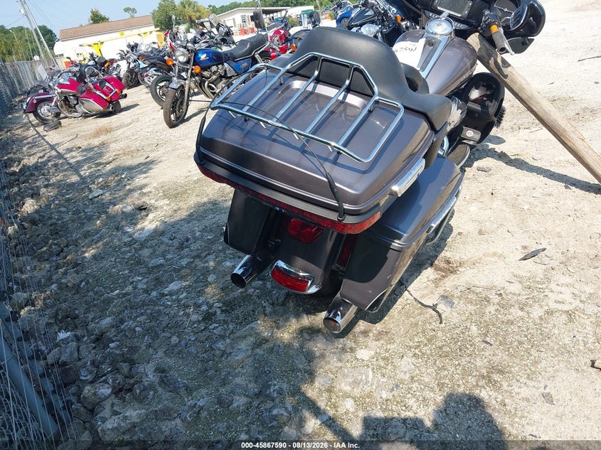 HARLEY-DAVIDSON FLHTK 2014