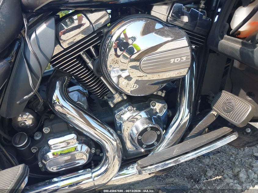 HARLEY-DAVIDSON FLHTK 2014