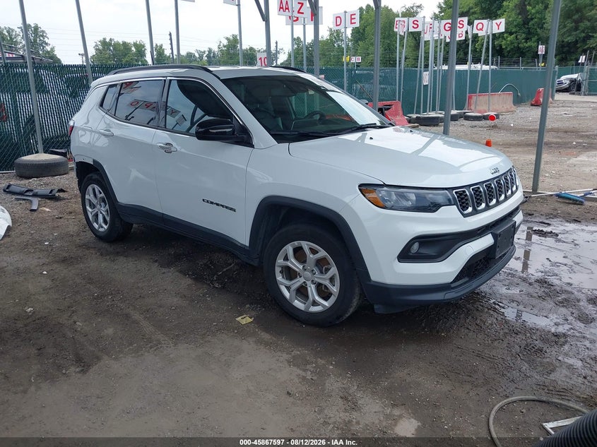 Vin: 3c4njdbn9rt117160, lot: 46366567, jeep compass latitude 4x4 2024 img_1