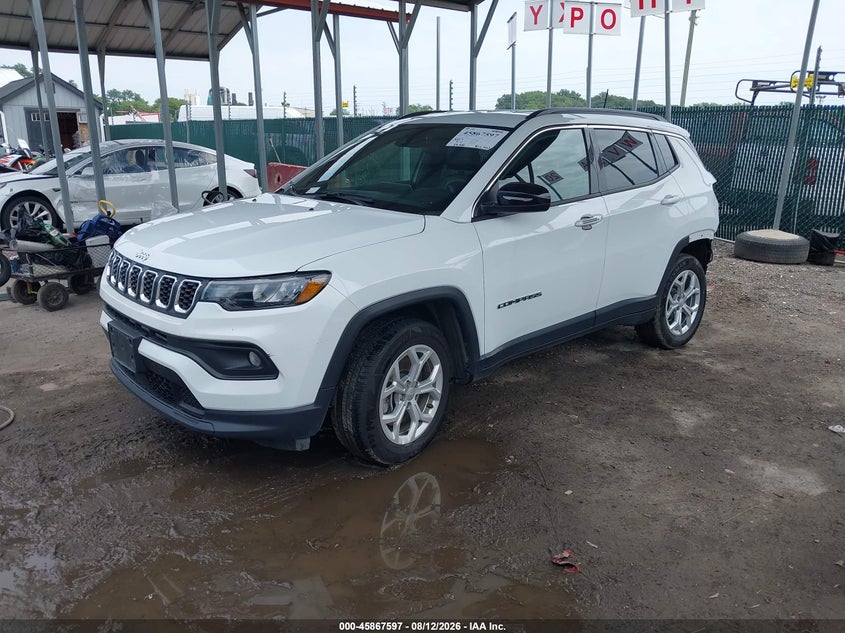 2024 Jeep Compass, Удар ззаду, IAAI, VIN 3C4NJDBN9RT117160 — фото 2