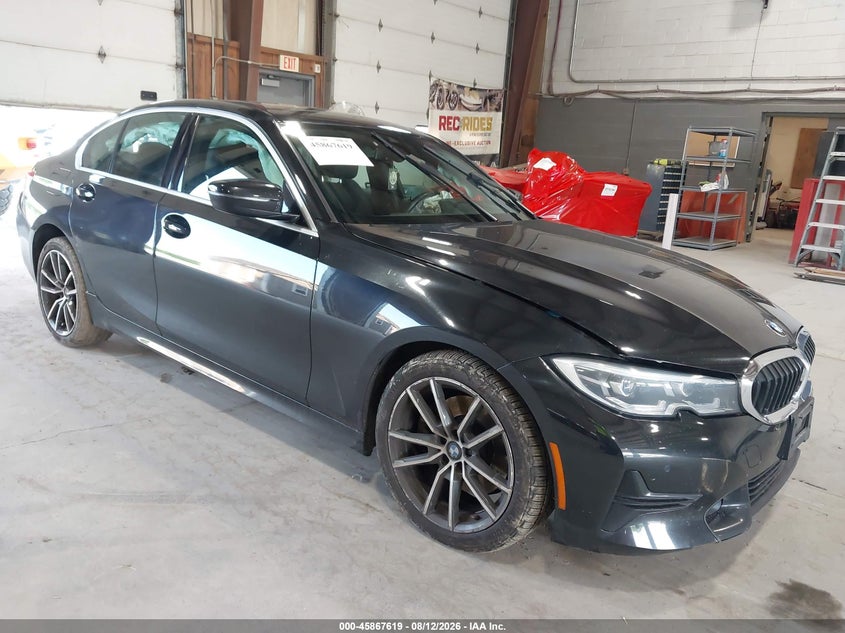 BMW 330I - zdjęcie 1