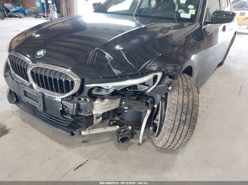 BMW 330I - zdjęcie 6