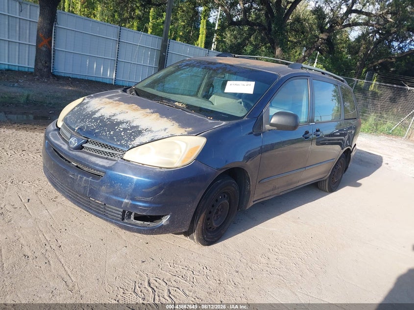 2005 TOYOTA SIENNA auction photo 2