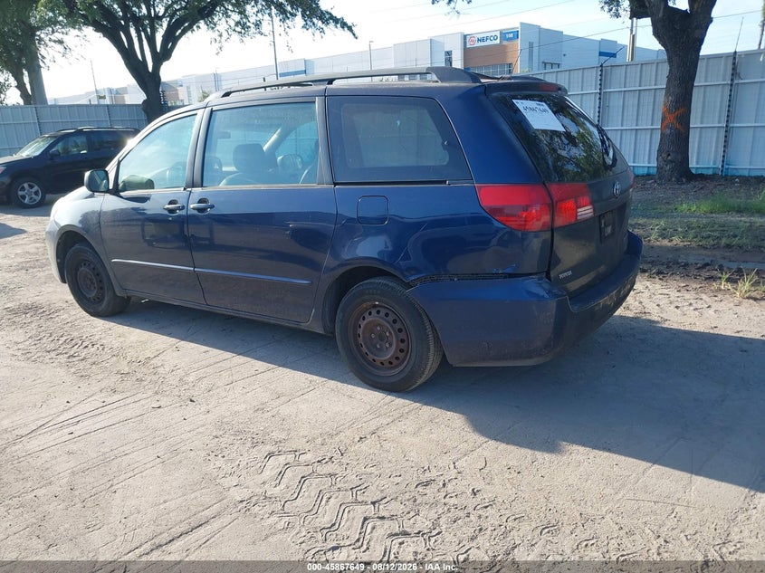 2005 TOYOTA SIENNA auction photo 3
