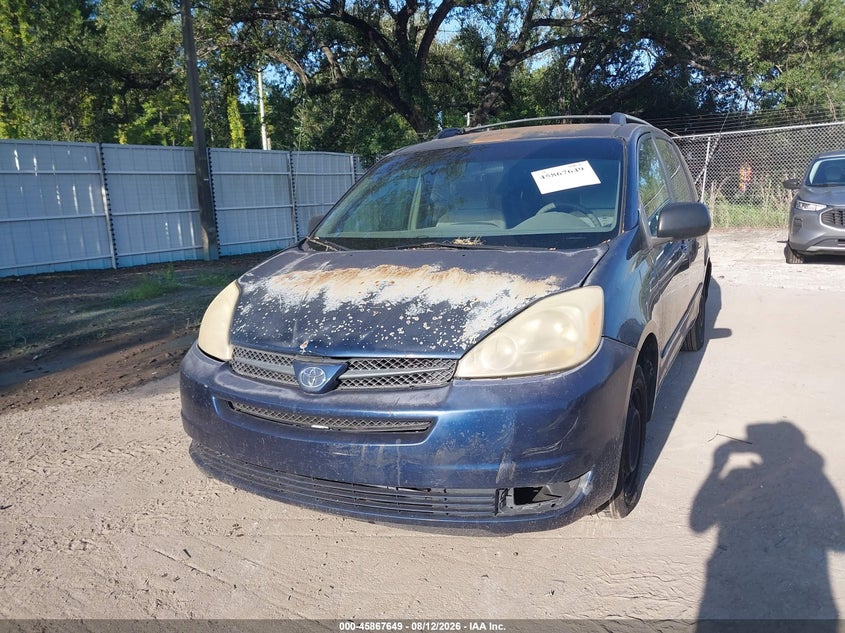 2005 TOYOTA SIENNA auction photo 6