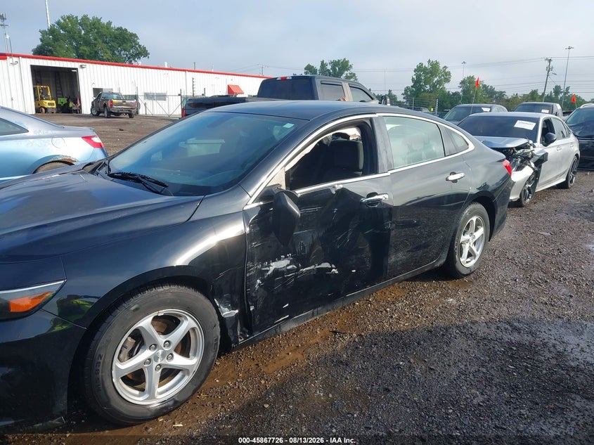 2017 CHEVROLET MALIBU auction photo 6