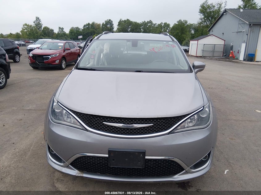 Photo 12 - CHRYSLER PACIFICA