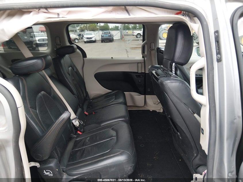 2017 CHRYSLER PACIFICA auction photo 8
