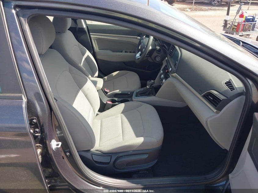 2020 HYUNDAI ELANTRA auction photo 5