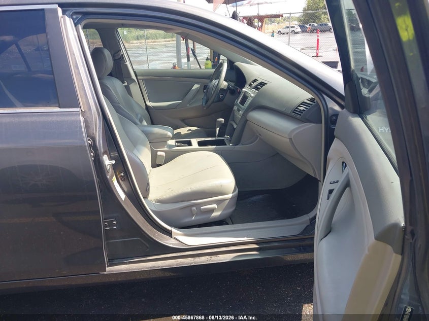 2009 TOYOTA CAMRY HYBRID auction photo 5