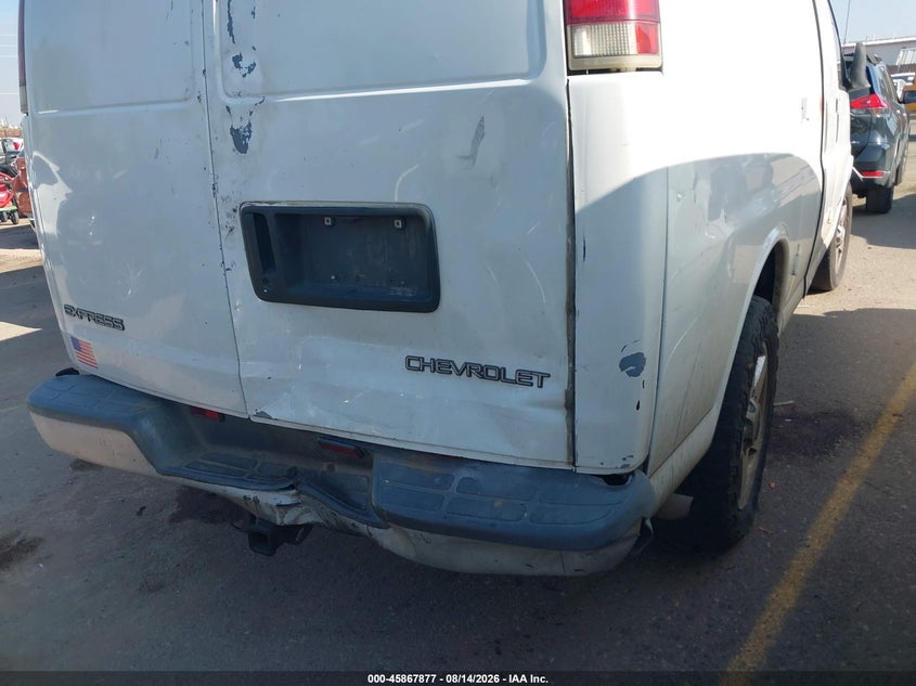 CHEVROLET EXPRESS 2000 VIN 1GCHG35R4Y1197512