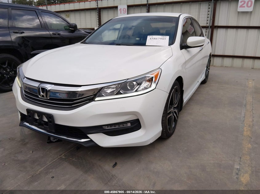 2017 Honda Accord Sport Se, Правый бок, IAAI, VIN 1HGCR2F10HA221863 — фото 2