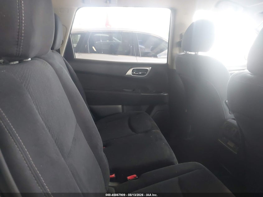 2014 NISSAN PATHFINDER auction photo 8