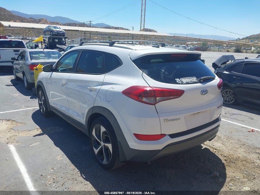 2016 HYUNDAI TUCSON auction photo 3