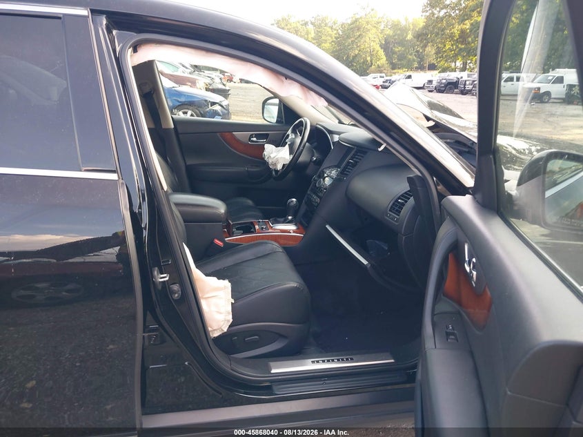 2014 INFINITI QX70 auction photo 5