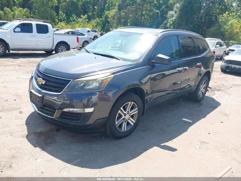 2017 CHEVROLET TRAVERSE auction photo 2