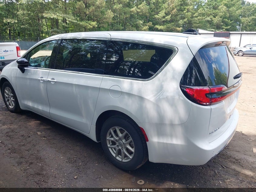 2025 CHRYSLER PACIFICA auction photo 3