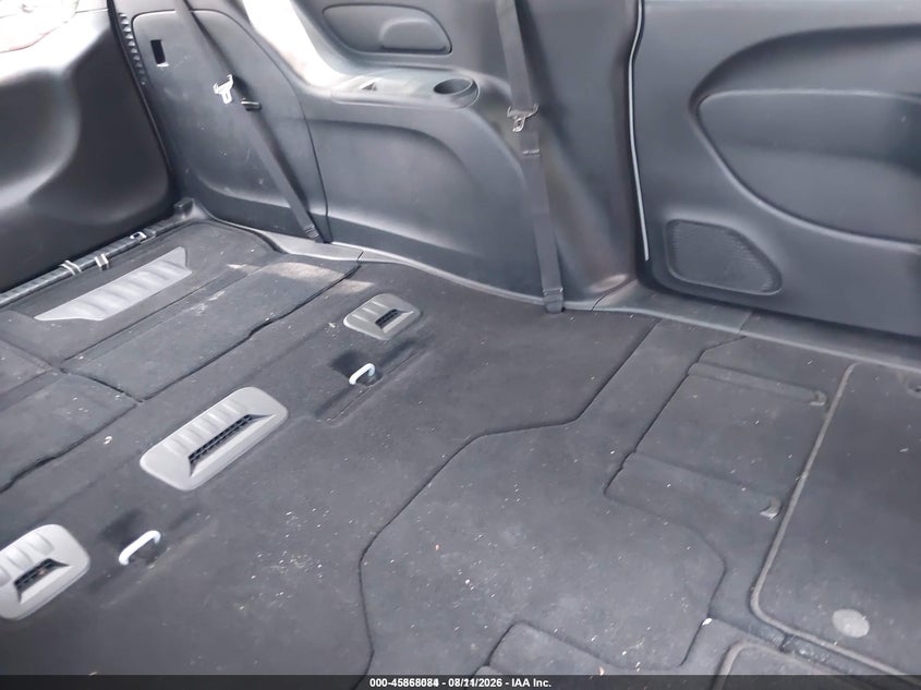 2025 CHRYSLER PACIFICA auction photo 8