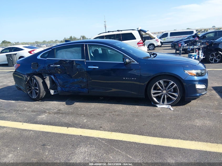 CHEVROLET MALIBU 2022 VIN 1G1ZD5ST3NF132389