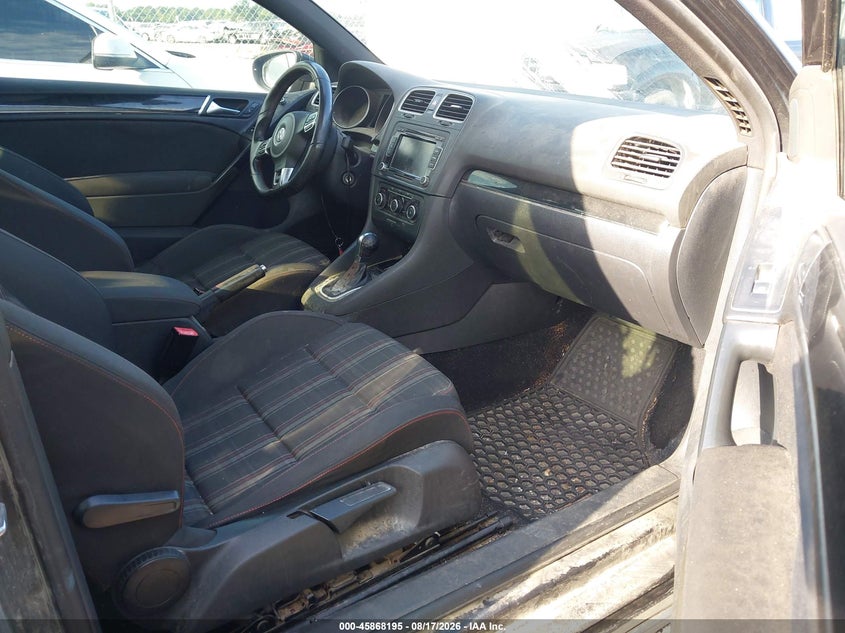 2013 VOLKSWAGEN GTI auction photo 5
