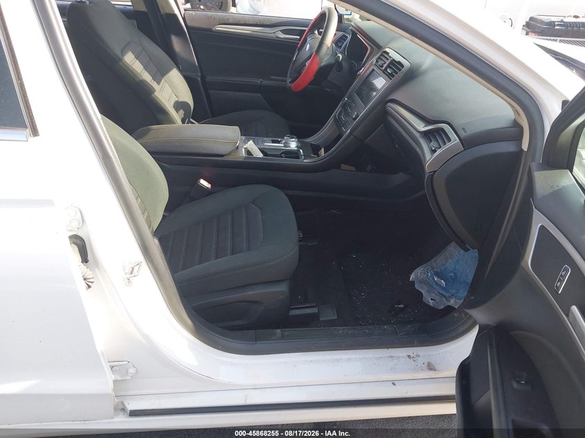 2020 FORD FUSION auction photo 5