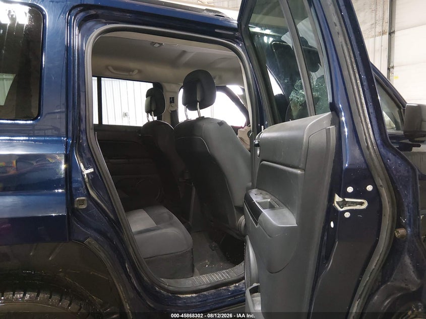 2014 JEEP PATRIOT auction photo 8