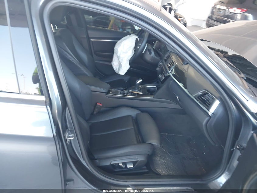 2018 BMW 330I — zdjęcie 5
