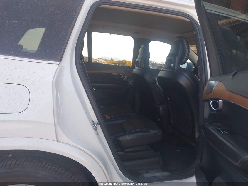 2016 VOLVO XC90 auction photo 8