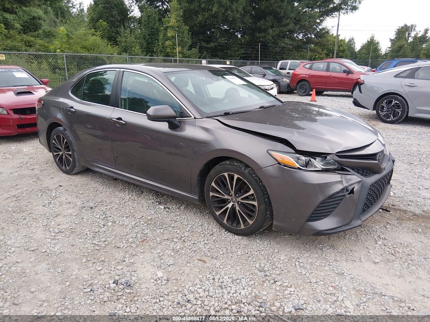 TOYOTA CAMRY - zdjęcie 1