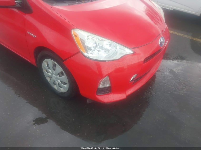2014 TOYOTA PRIUS C auction photo 6