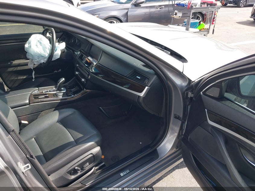 2016 BMW 528I auction photo 5