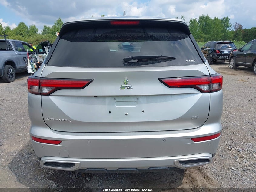 2022 Mitsubishi Outlander (VIN: JA4J4UA84NZ038073)