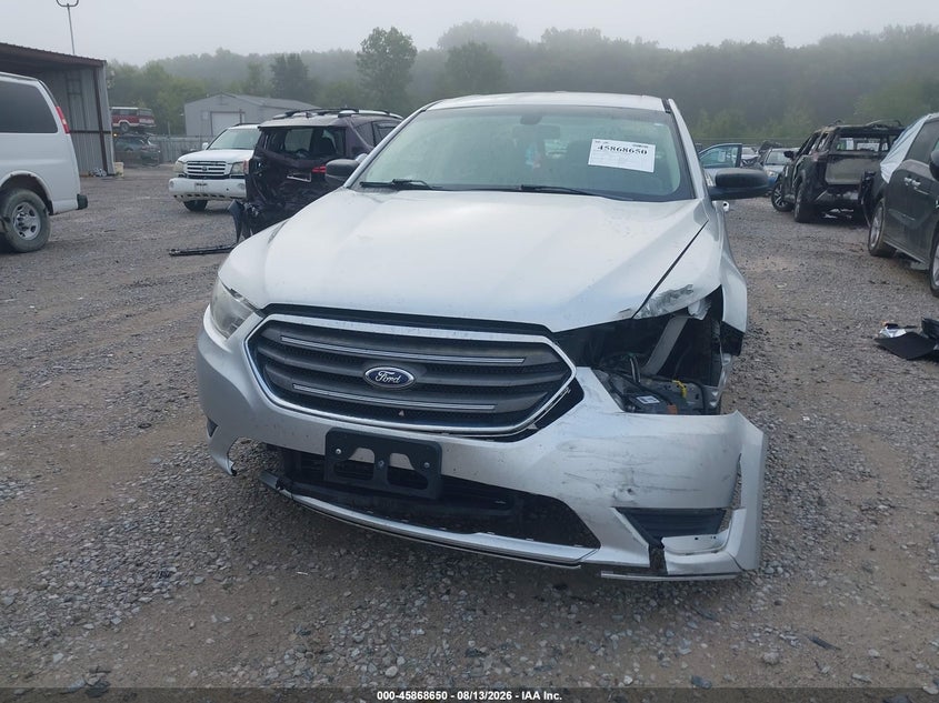 2013 FORD TAURUS auction photo 6