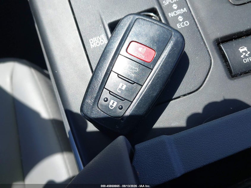 TOYOTA HIGHLANDER - zdjęcie 11