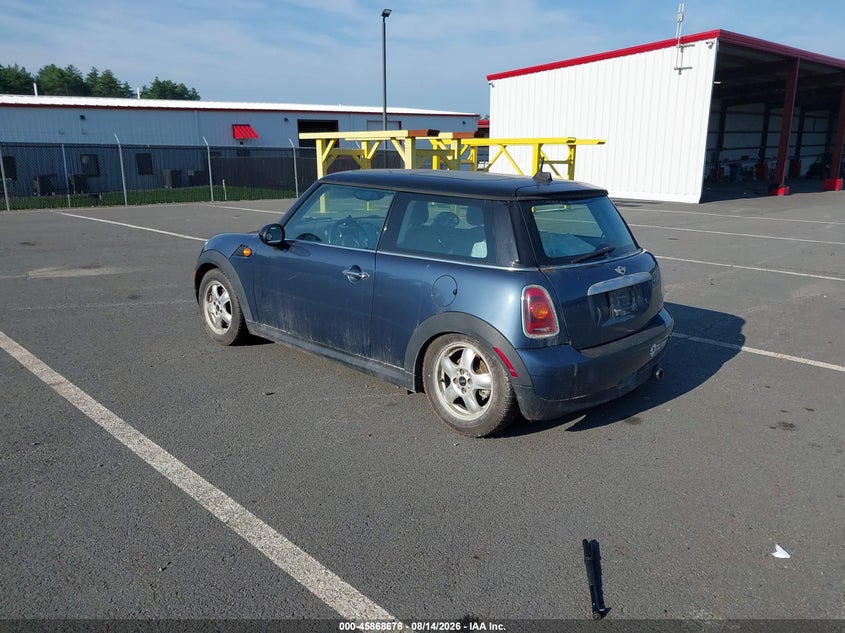 MINI COOPER 2009 VIN WMWMF33549TU75572