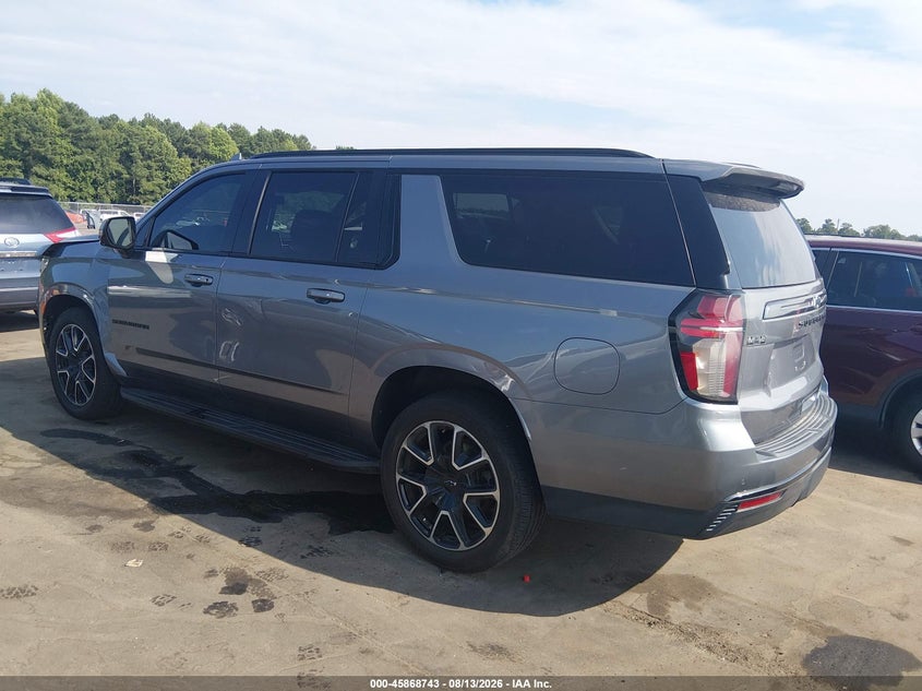 CHEVROLET SUBURBAN - zdjęcie 3